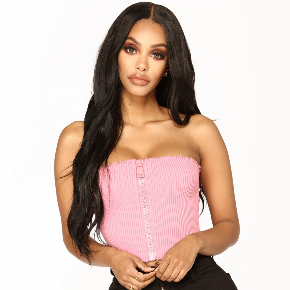 SOLD ON Ⓜ️ERCARI Pink zipper tube top